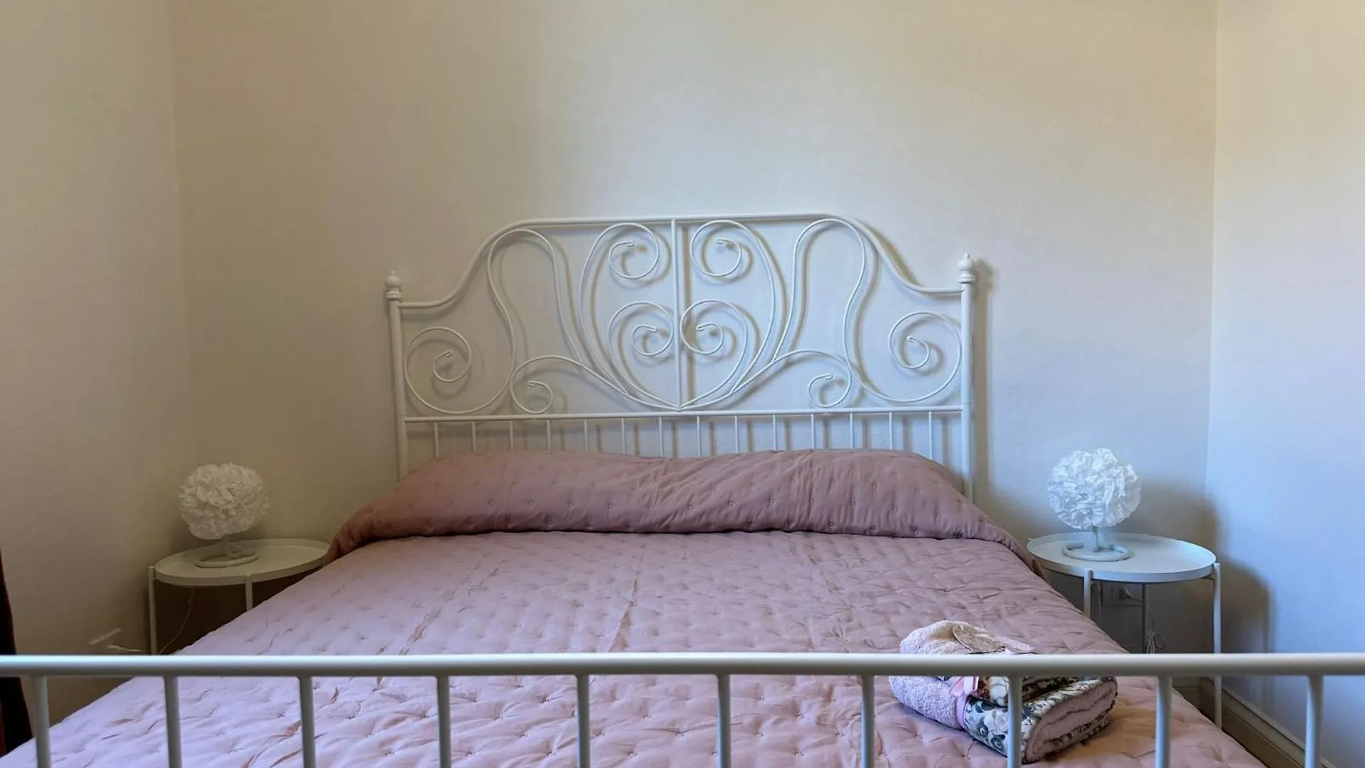 Semesterbostad Eleganza Marina Villa Livorno Italien